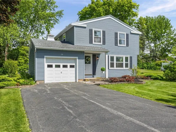 24 Sunridge Dr, Rochester, NY 14624