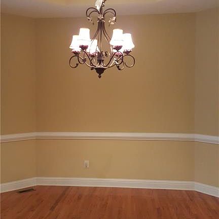 3rd image of 1309 Creekside Pl SE