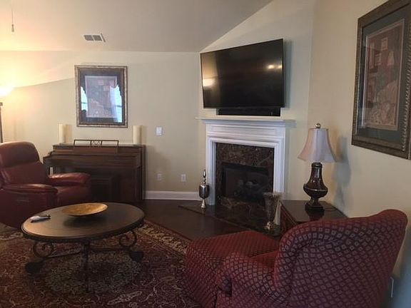 5th image of 103 Abbey Cir
