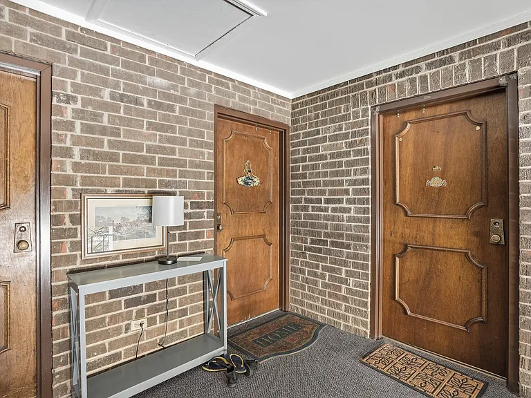 238 E Bailey Rd #M — Photo 2