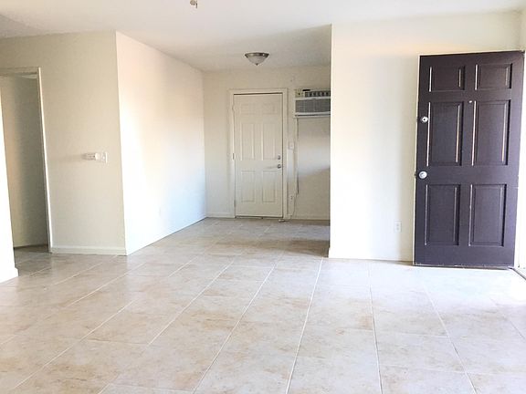 Living Room / Eat-in Kitchen