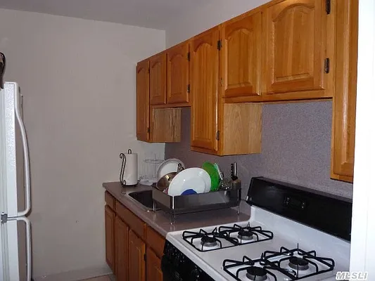 Sold by Douglas Elliman | media 5