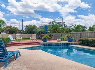 2291 Fallen Tree Dr E, Jacksonville, FL 32246