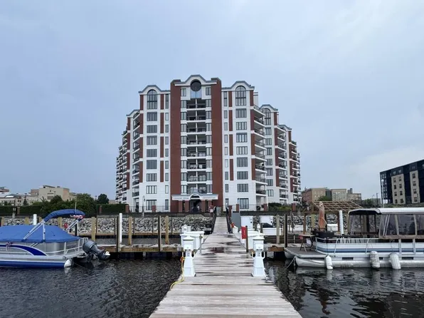 333 Lake AVENUE #806, Racine, WI 53403