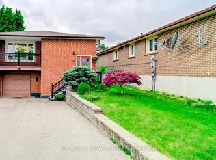 36 James Gray Dr SE #BASEMENT, Toronto, ON M2H 1N9
