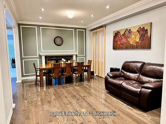 5th image of 27 Tysonville Cir