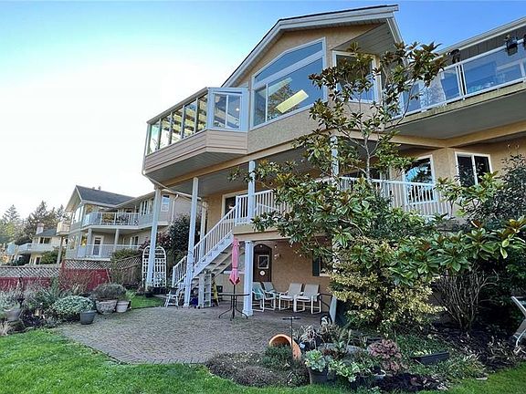 5th image of 986 Seapearl Pl