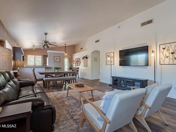 8246 N Paseo Del Rancho Escondido, Tucson, AZ 85741