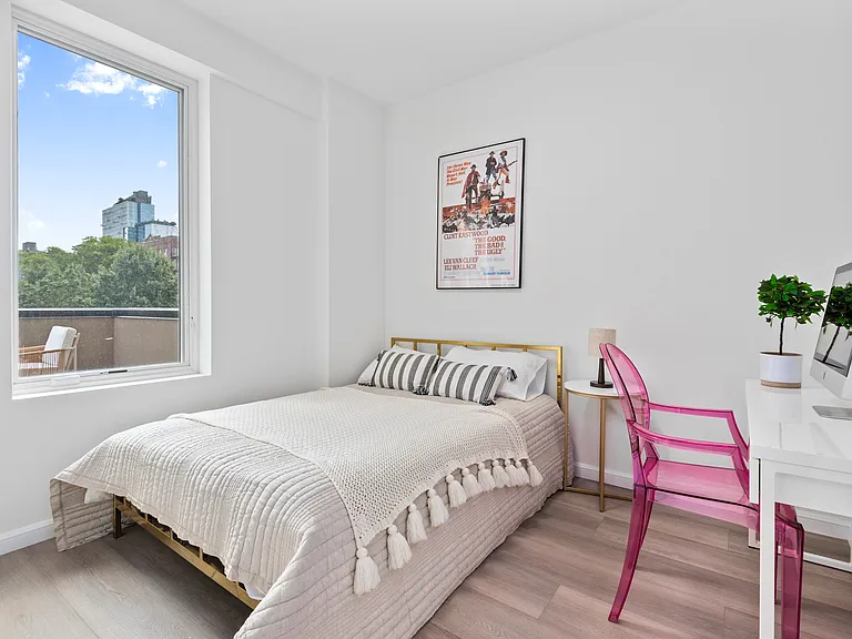 1 Lenox Rd #4B — Photo 3