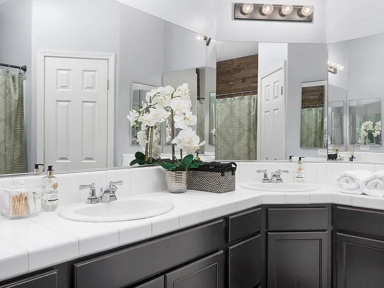 11004 Corbett Canyon Dr — Photo 39