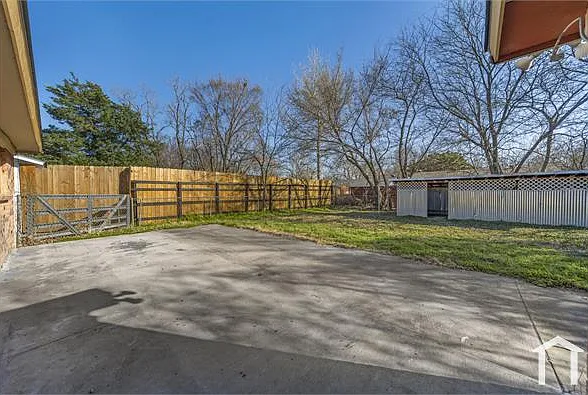 3014 Patricia Ln — Photo 30