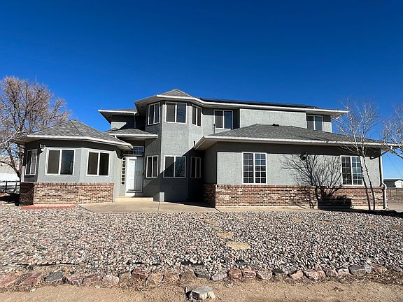 3rd image of 1269 E Platteville Blvd