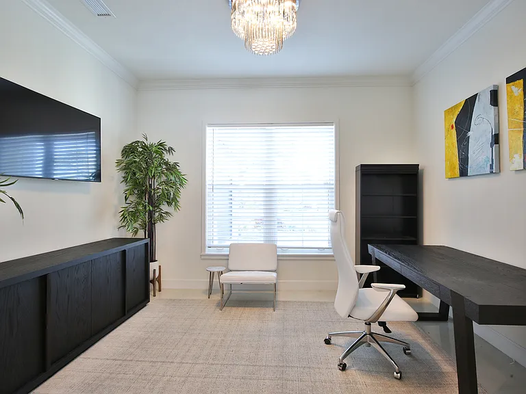 1115 Mallorca Dr — Photo 20