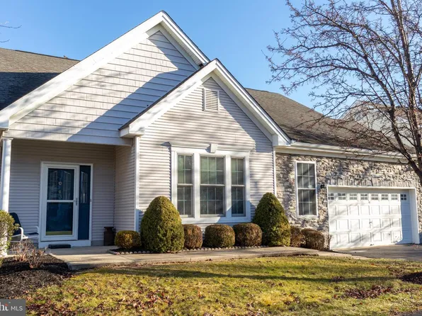 43 Chickadee Way, Hamilton, NJ 08690