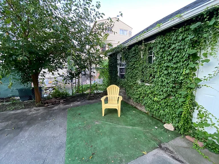 43 Derby St #1 — Photo 13