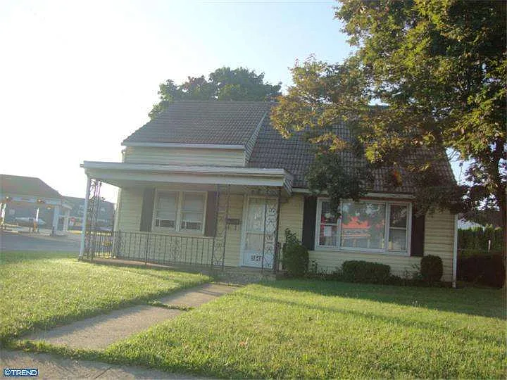 5341 Allentown Pike photo 1