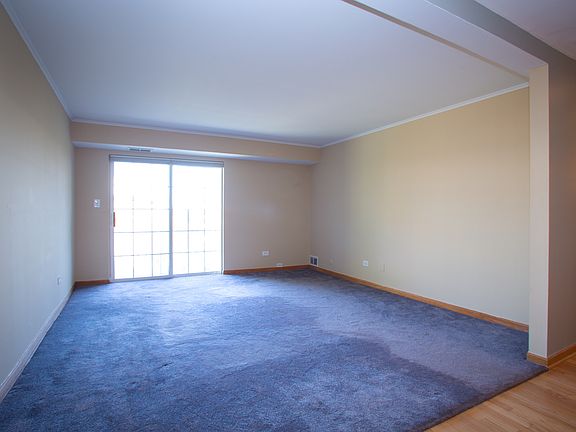 4th image of 1521 N Windsor Dr APT 314