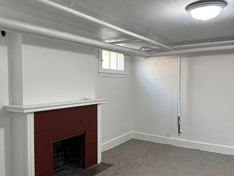 647 N Ogden St #647 — Photo 23