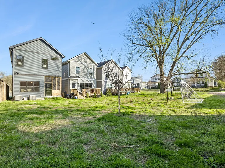 4015 Cumberland Ave — Photo 29