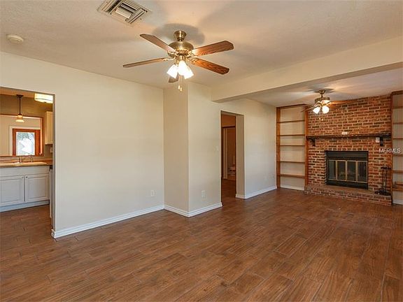 4th image of 1307 Park Ave