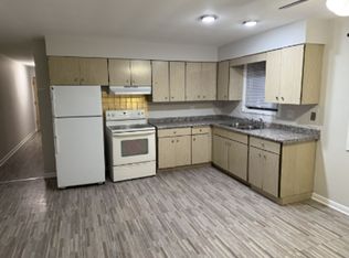 2439 Des Plaines Avenue, Riverside, IL 60546