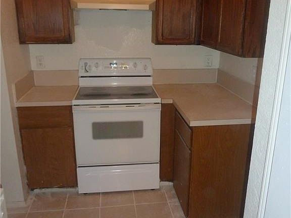 3rd image of 7515 Tiffany Meadows Ln