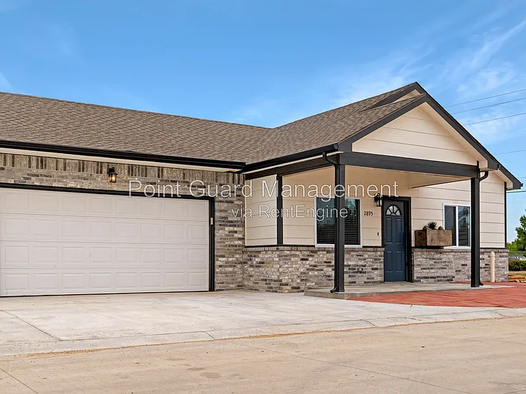 2885 N Oliver St — Photo 51