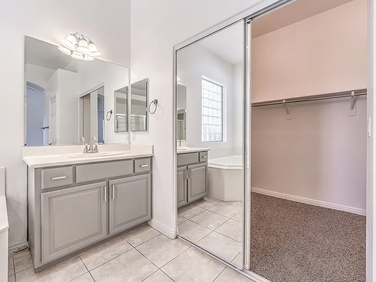 1393 Romanesca Dr — Photo 22