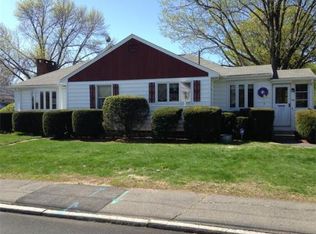 53 Arthur St, Framingham, MA 01702