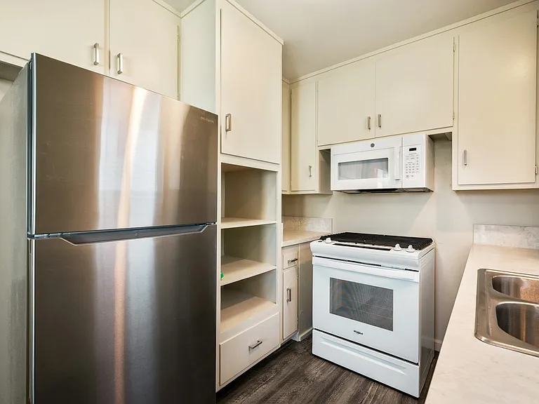 717 S Meyler St #B — Photo 7