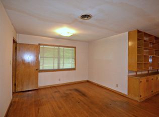 3140 27th St, Port Arthur, TX 77642
