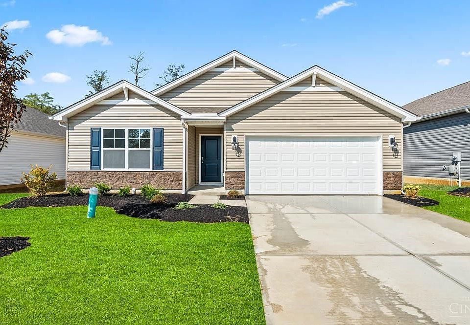 1st image of 121 Ashburn Way