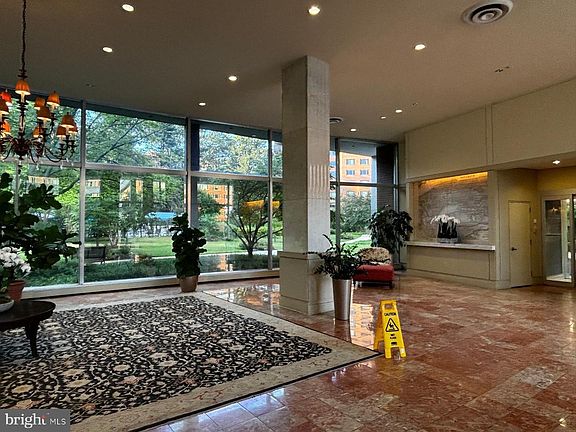 4th image of 4201 Cathedral Ave NW APT 513W