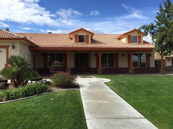 3rd image of 18011 Palm Dr