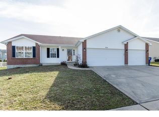 4708 Providence Woods Cir, Wentzville, MO 63385