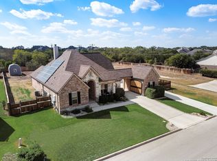 196 Cascade Trl, Castroville, TX 78009