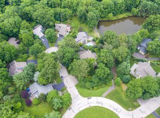 1 Timber Fare Dr, Spring House, PA 19477