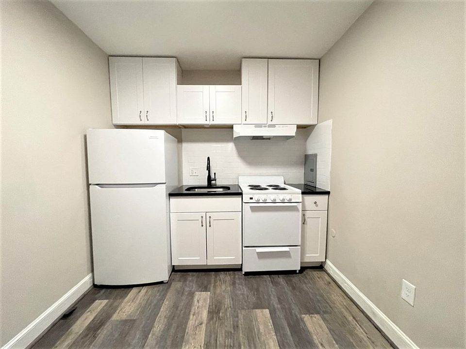 1st image of 625 Main St APT 39