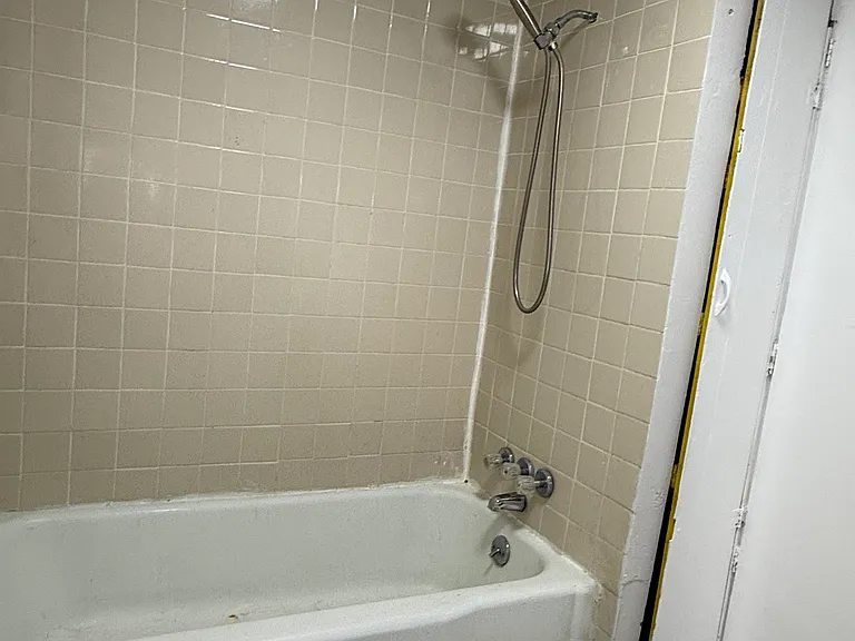 338 Cedar St — Photo 4