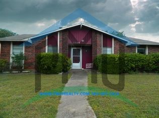 7326 Flameleaf Pl, Dallas, TX 75249