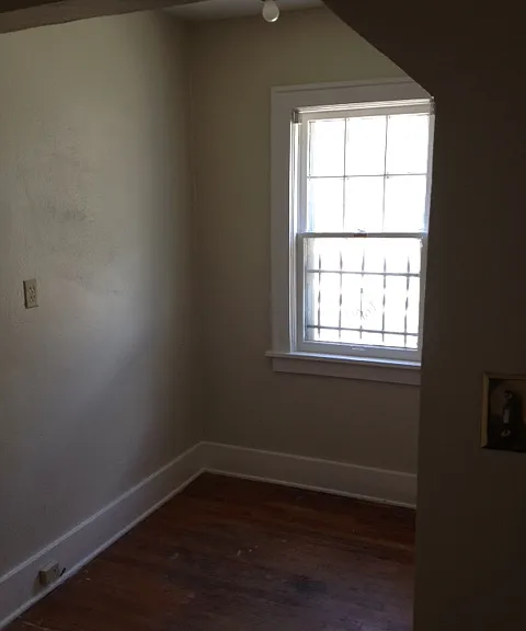 1724 Crump Ave — Photo 14