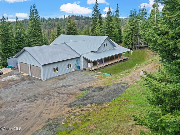 3rd image of 414 Joans Rd