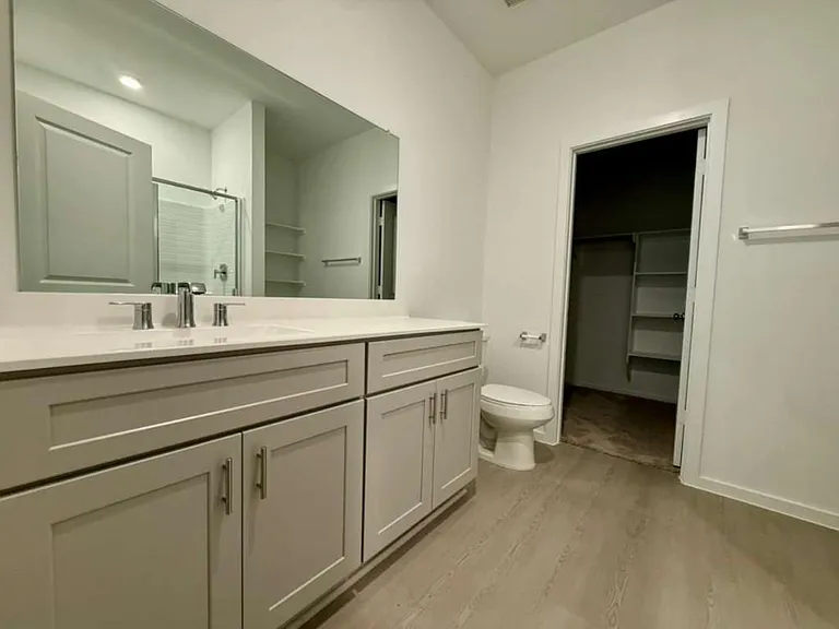 15349 Dapple Bluff Ln — Photo 11