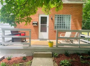 981 Braddock Rd, Pittsburgh, PA 15221