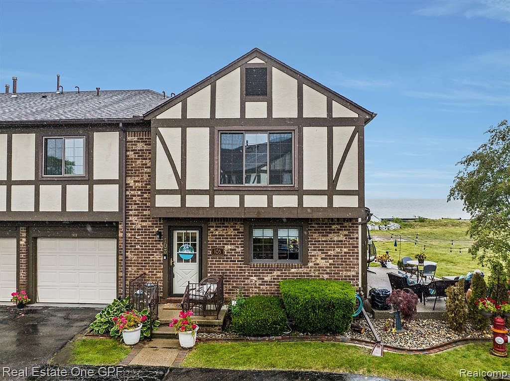 103 Lac Ste Claire Dr, Saint Clair Shores, MI 48082 Zillow