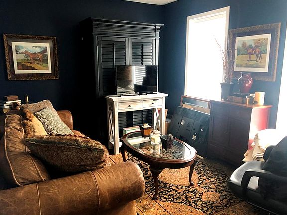 3rd image of 2455 Aristocracy Cir
