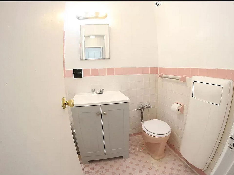 2nd image of 2181 Starling Ave APT 7