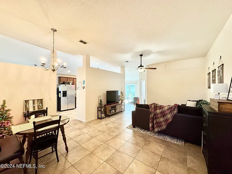 101 Findhorn Ct — Photo 4