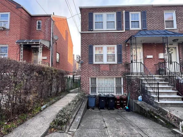 2522 Seymour Avenue, Bronx, NY 10469