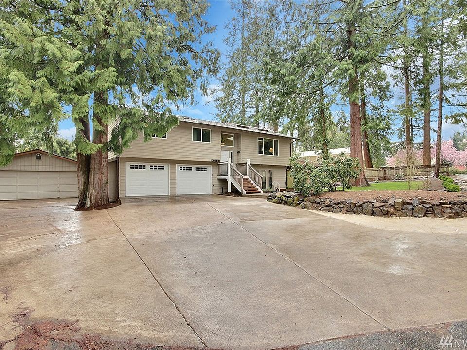 2nd image of 13550 NE 83rd St
